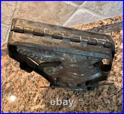 ANTIQUE HAND MADE 12 Lg HINGED 4 CLAMP CLOSURE METAL RABBIT CHOCOLATE MOLD 3LBS