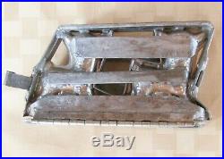 ANTIQUE PROFESSIONAL HINGED CHOCOLATE MOLD LAMBS HEAVY DUTY Easter Candy