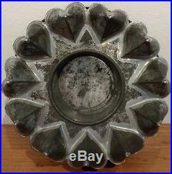 ANTIQUE TIN JELLY PUDDING ICE CREAM CHOCOLATE MOLD MOULD With 11 HEARTS & LID