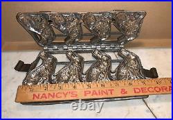 ANTIQUE VINTAGE HINGED 4 BUNNY RABBITS EASTER CHOCOLATE MOLD METAL 3 1/4 Tall
