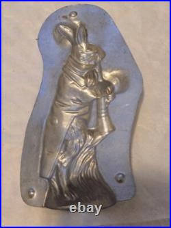 Antique Anton Reiche Dresden Rabbit Playing Instrument Chocolate Mold 6751 Antique Anton Reiche Dresden Rabbit Playing Instrument Chocolate Mold 6751