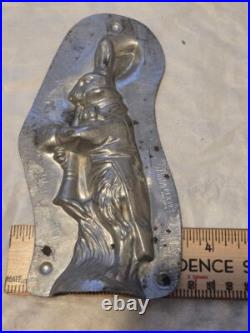 Antique Anton Reiche Dresden Rabbit Playing Instrument Chocolate Mold 6751