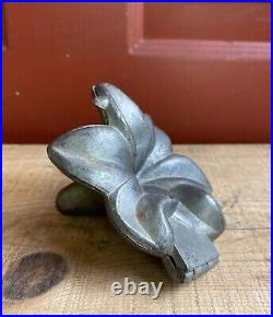 Antique Early Vintage Pewter Lily Flower Chocolate Candy Mold Folk Art Decor