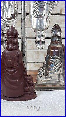 Antique Father Christmas Santa Claus with Children Chocolate Candy Mold Hinged