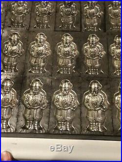 Antique- Heavy Tin- Aluminum Old World Santa Chocolate Mold(21)