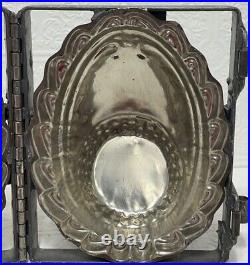 Antique Metal Iron Easter Bunny Chocolate EGG Candy Mold 5 X 8 Rare Find