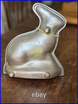 Antique Metal Rabbit Figure Ice Cream Chocolate Mold 2 Pc. 7.25T