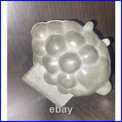Antique S & Co. Detailed Grapes Chocolate Mold #257
