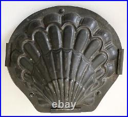 Antique Tin #9782 Large Ocean Sea Shell Clam Seashell Chocolate Mold Primitive