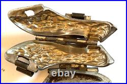 Antique Vintage Minature Dutch Shoe. Extreamly Rare Mold. Number 4401