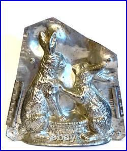 Antique Vntage Chocolate Mold. Two Rabbits Holding Paws Over A Basket Antique Vntage Chocolate Mold. Two Rabbits Holding Paws Over A Basket