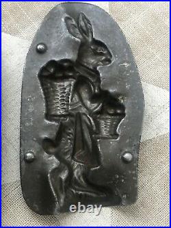 Antique chocolate mold Egg Vendor Bunny ANTON REICHE 6319 RARE