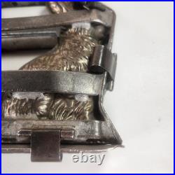 Chocolate Mold 2 Easter Bunny Rabbits Antique Metal 9 x 7 withClasps Heavy Duty