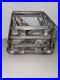 Collectible-Antique-Iron-Double-8-X-7-Rabbit-Hinged-Candy-Mold-01-mluu