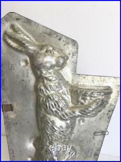 Ex Cond Antique Eppelsheimer 6629 13.5 Rabbit Carrying Basket Chocolate Mold