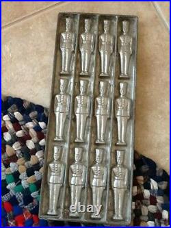 RARE Antique TOY SOLDIERS heavy metal chocolate mold (Schraffts)