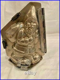 Rare Unusual Vintage Antique Metal St. Nikolaus /Santa Chocolate Mold hinged 6