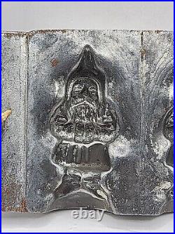 Vintage ANTON REICHE Santa St. Nickolas CHOCOLATE MOLD # 7854 # 2 Matching shelf Vintage ANTON REICHE Santa St. Nickolas CHOCOLATE MOLD # 7854 # 2 Matching shelf