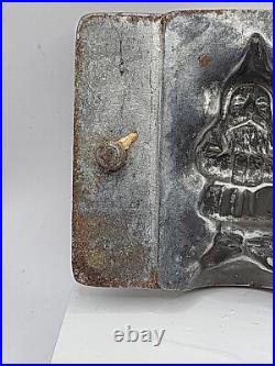 Vintage ANTON REICHE Santa St. Nickolas CHOCOLATE MOLD # 7854 # 2 Matching shelf Vintage ANTON REICHE Santa St. Nickolas CHOCOLATE MOLD # 7854 # 2 Matching shelf