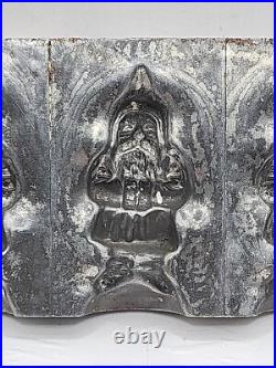 Vintage ANTON REICHE Santa St. Nickolas CHOCOLATE MOLD # 7854 # 2 Matching shelf Vintage ANTON REICHE Santa St. Nickolas CHOCOLATE MOLD # 7854 # 2 Matching shelf