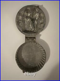 Vintage Antique Wedding Bride & Groom Metal Candy Ice Cream Mold RARE