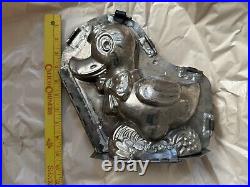 Vintage Duck With Bow Chocolate Mold