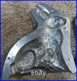 Vtg 12 Sitting Bunny Rabbit withFlower 2-Part Candy Chocolate Mold Heris Germany