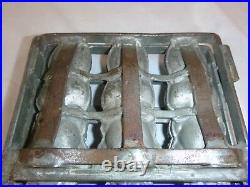 Vtg Antique Metal 6 place Caged Style Hinged Easter Bunny Rabbit Chocolate Mold